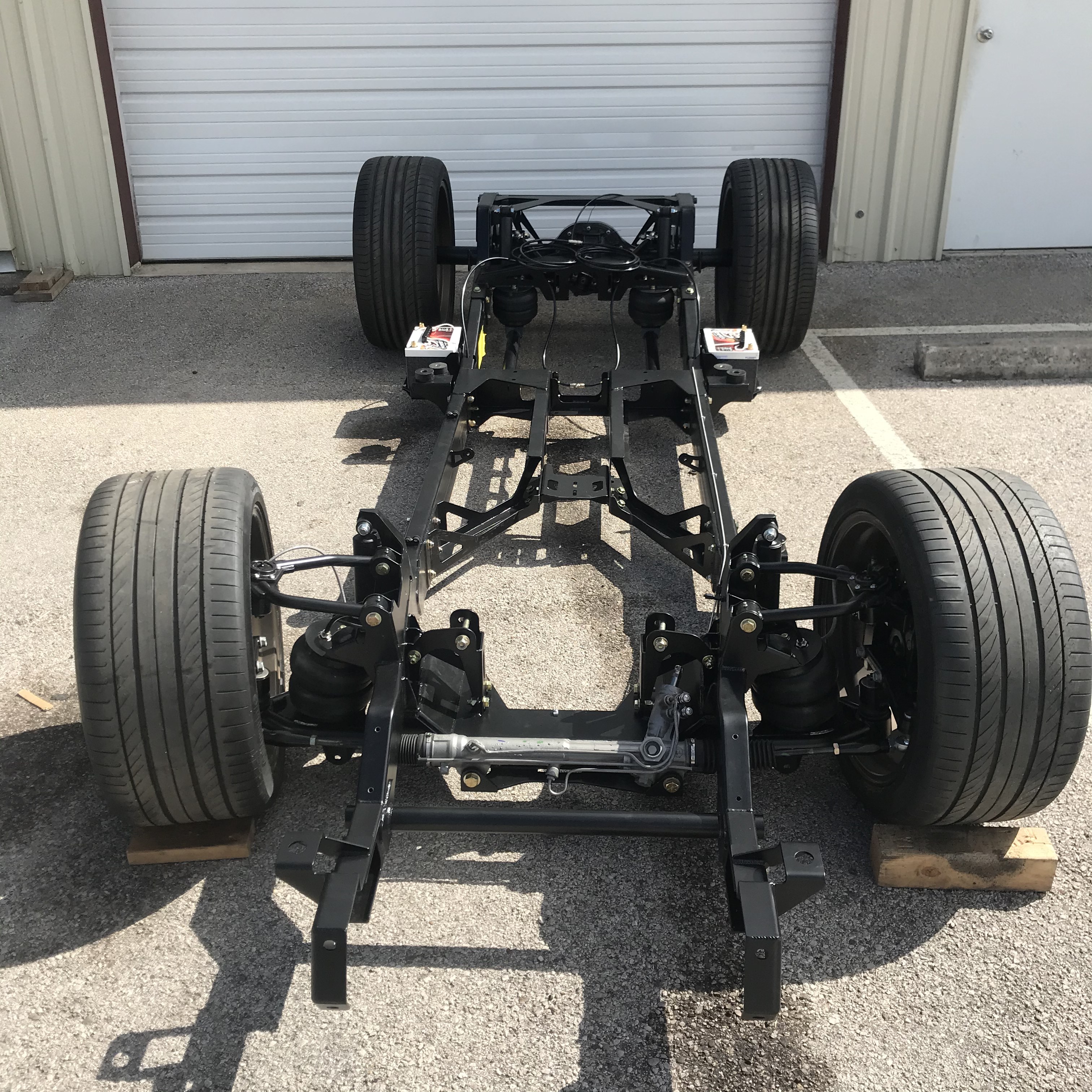 Choppin Block extreme air-ride chassis mocked up with wheels and brakes in place.