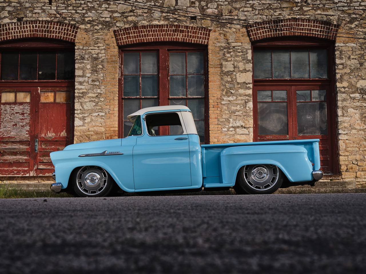 58 Apache