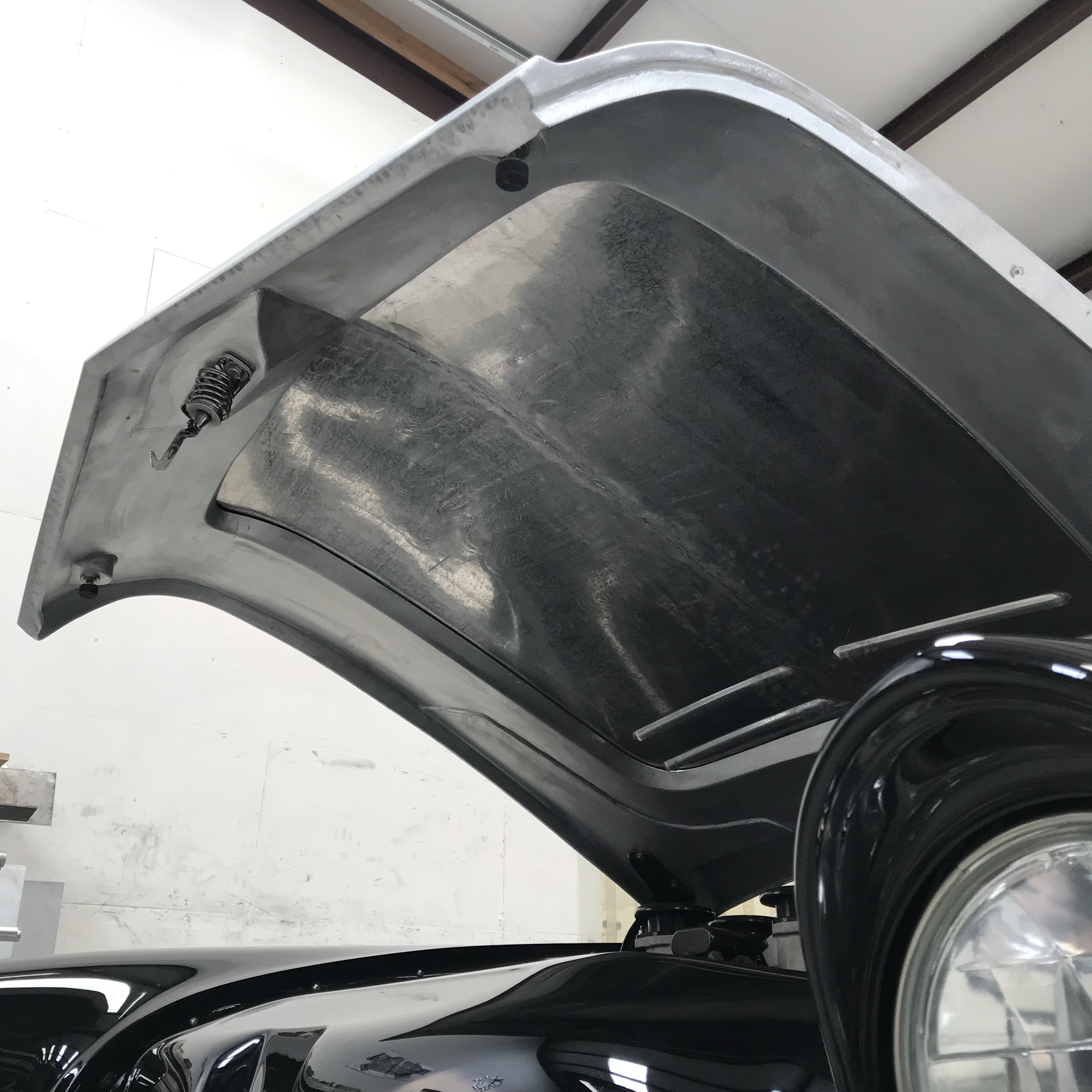 Underside: new lightweight inner structure replacing the filler-packed double-skinned steel.