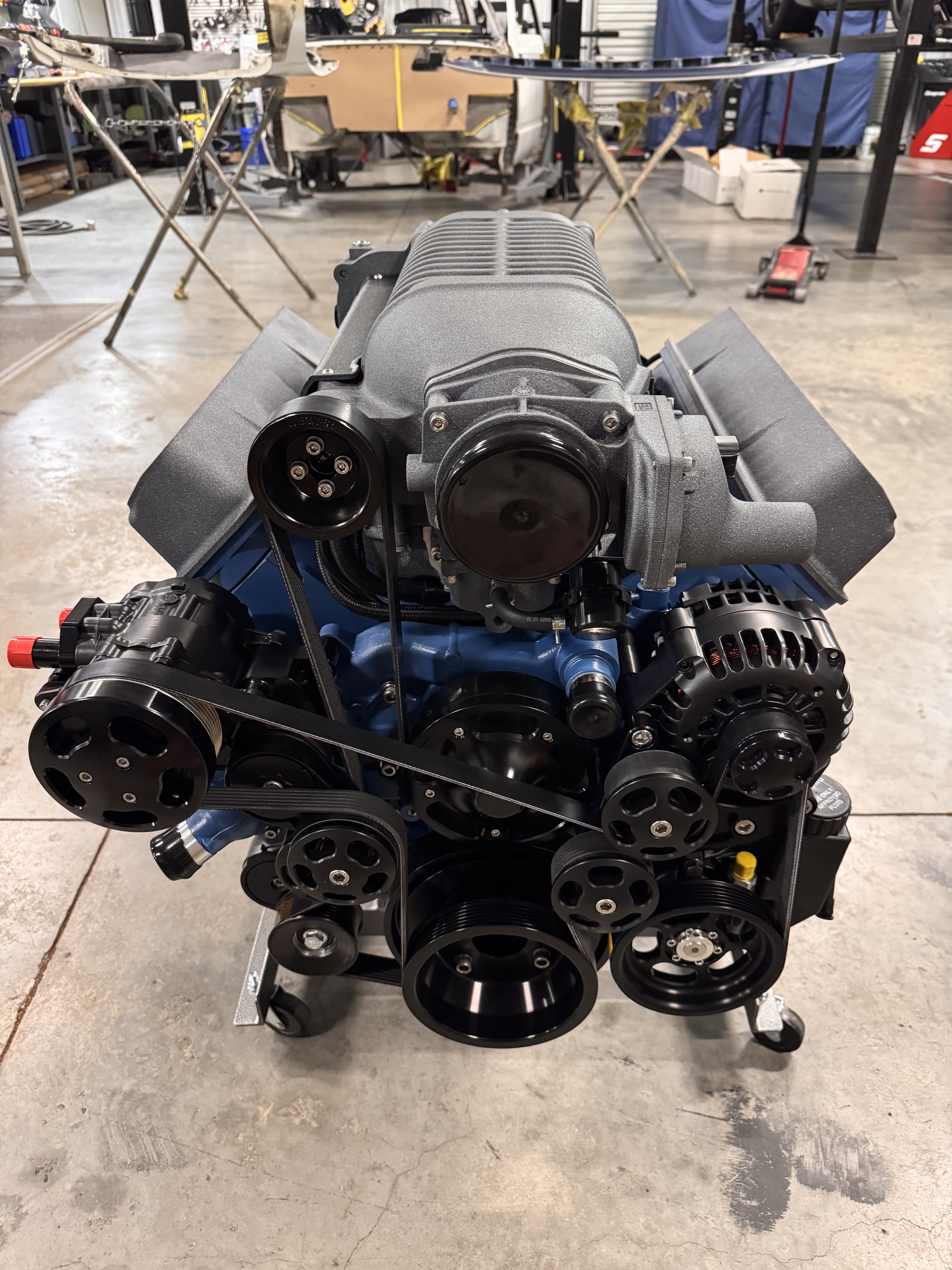 Serpentine drive front view — accessory drive and power steering in place.